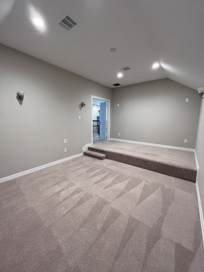 Building Photo - Gorgeous 4-bedroom home!