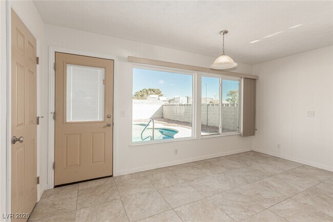 Building Photo - 6358 Meadowlark Ln