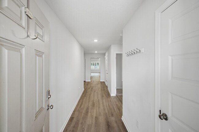 Building Photo - 2841 Patriot Ridge Dr