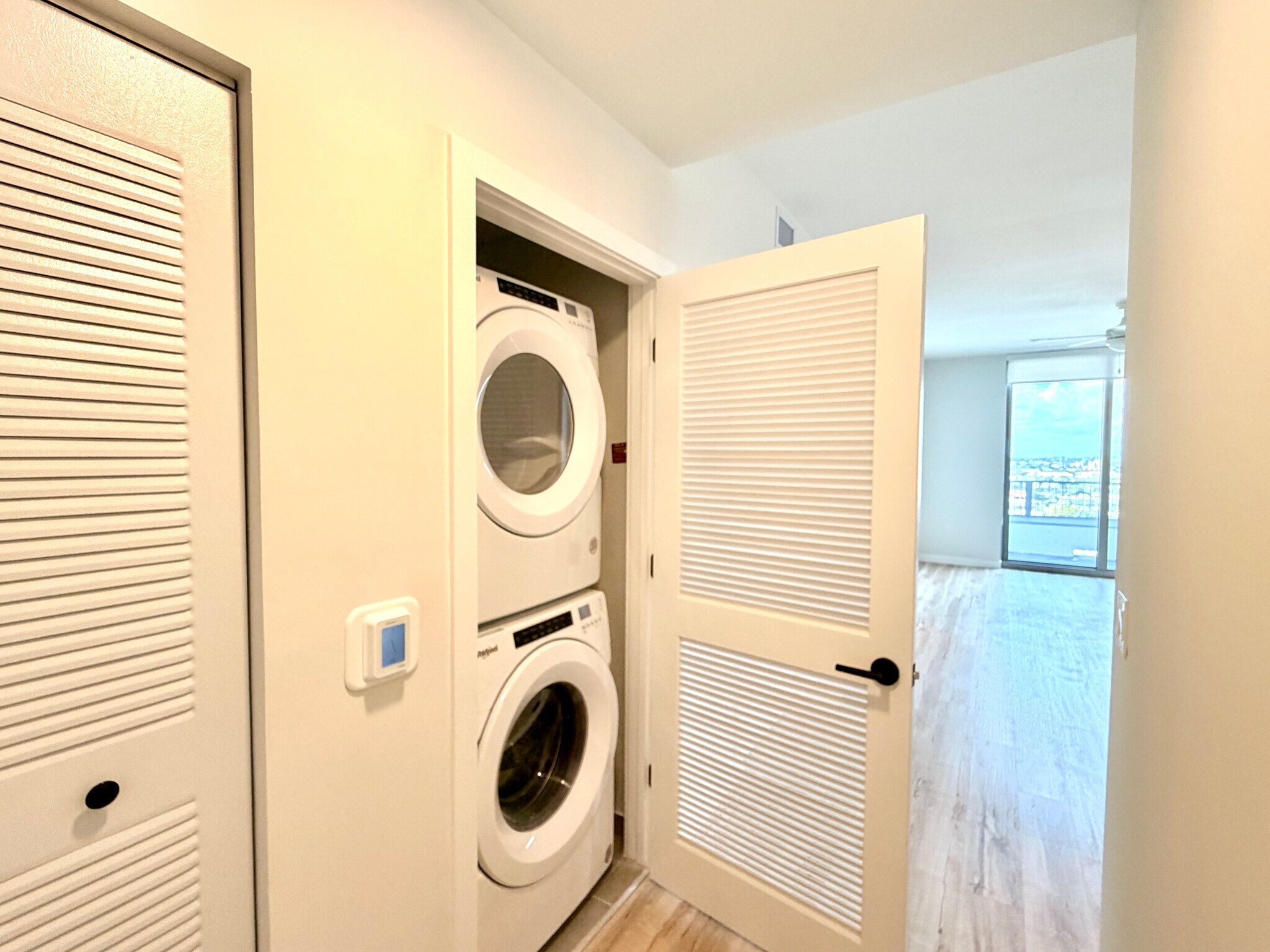 Building Photo - 536 SW 3rd St