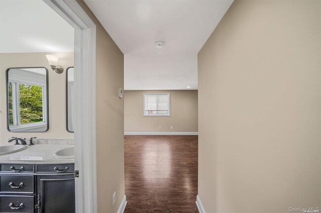 Building Photo - 278 Pipe Stave Hollow Rd