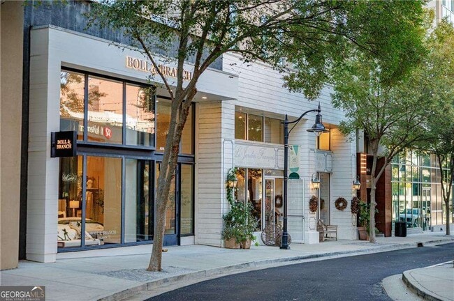 Building Photo - 1032 Robert Smalls Wy