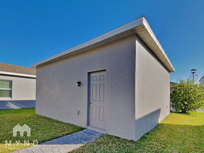 Building Photo - 792 MIDDLETON ST