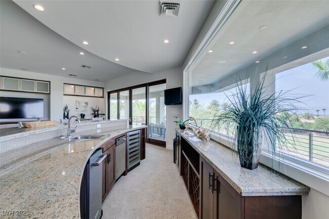 Building Photo - 483 Toucan Ridge Ct