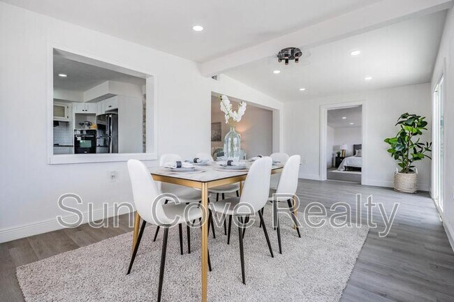 Building Photo - 13806 San Juan Ave