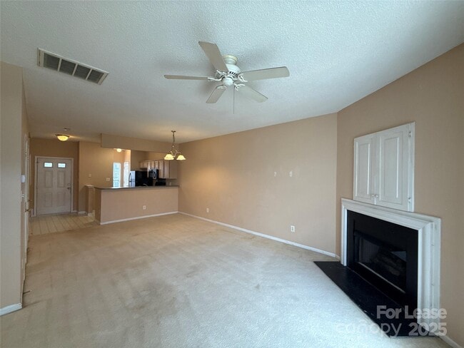 Building Photo - 1515 Sylvia Ct