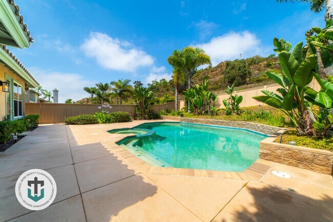 Building Photo - 15804 Caminito Cantaras