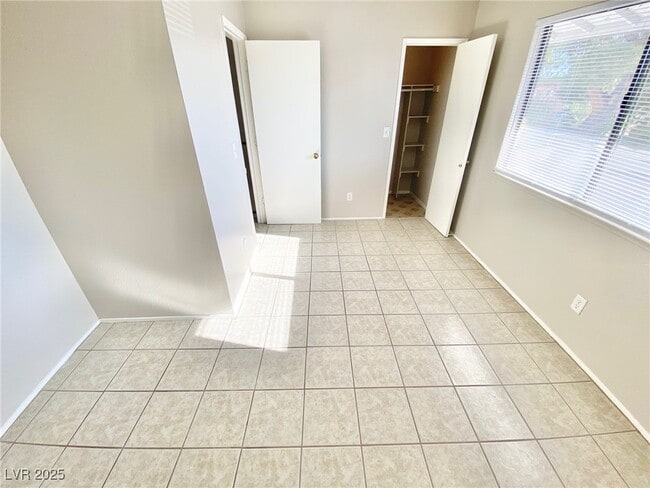 Building Photo - 3417 Civic Center Dr
