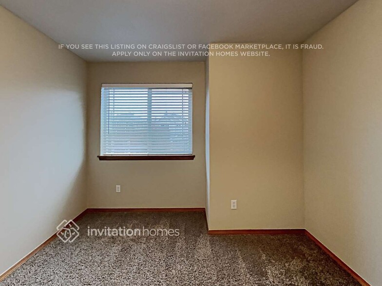 Building Photo - 18011 17th Ave Ct E