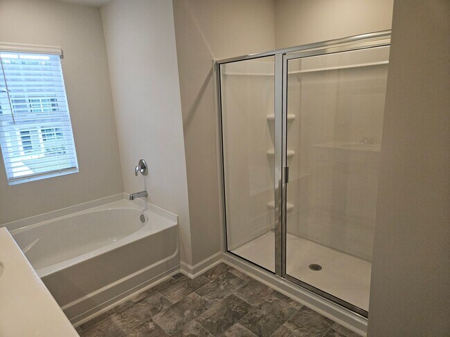 Building Photo - New Construction Five Bedroom Avail Now
