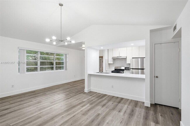 Building Photo - 15330 SW 106th Terrace