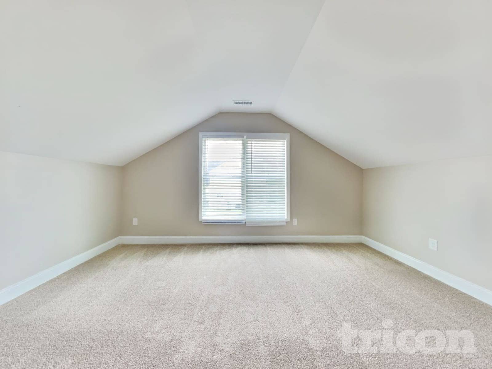 Building Photo - 26 Fish Whistle Ct