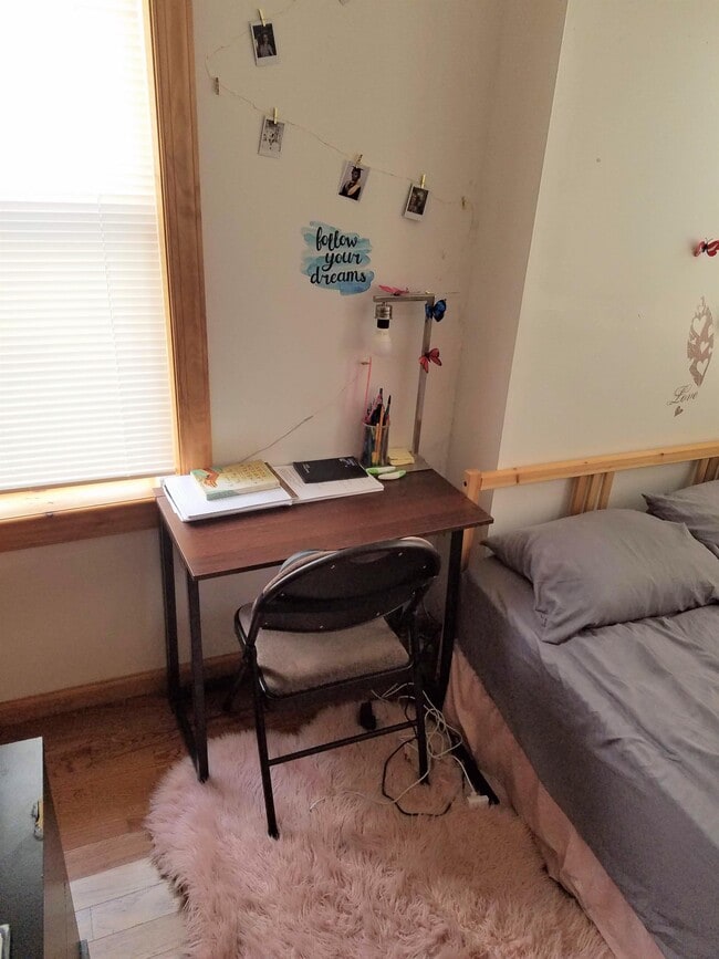 Building Photo - 329 N Preston St