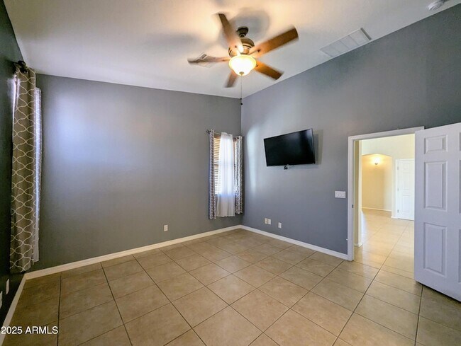 Building Photo - 3731 W St Kateri Dr