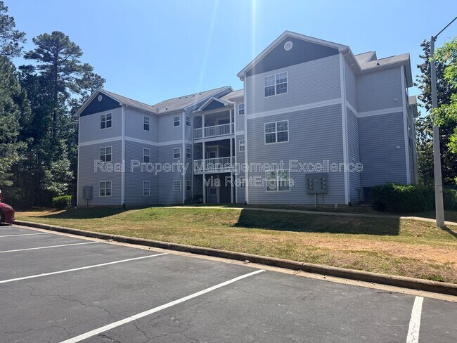 Building Photo - 2031 Wolfmill Dr