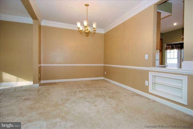 Building Photo - 6707 Royal Thomas Way