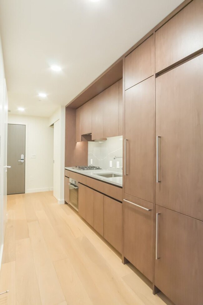 Building Photo - 1Bd/1Ba Seattle Condo