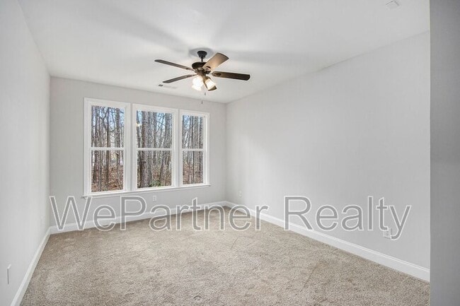 Building Photo - 124 Crestpoint Rd