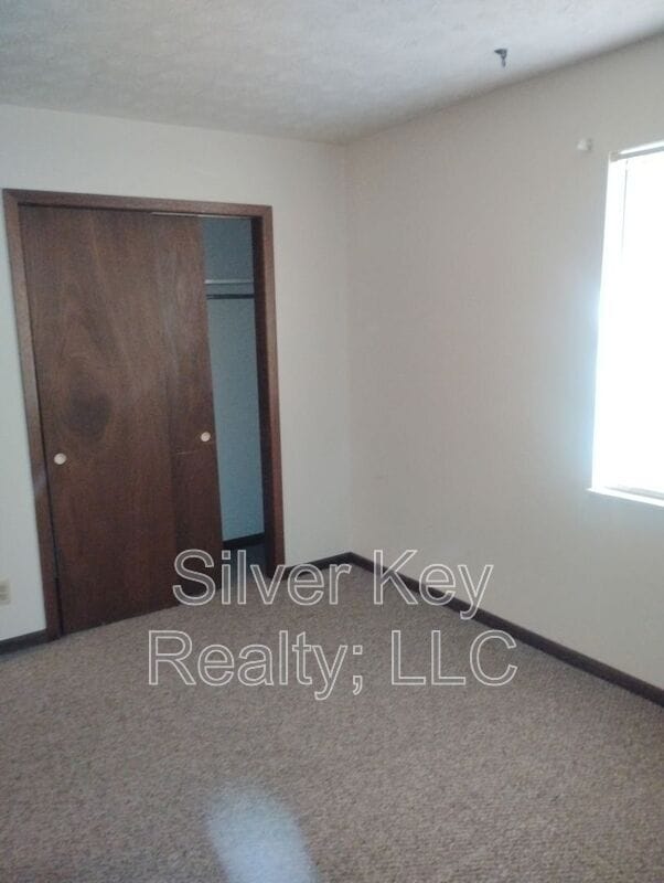 Building Photo - 408-410 Oklahoma St