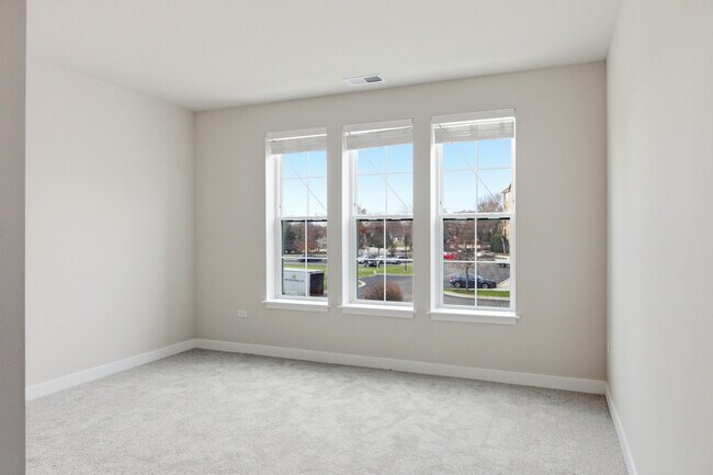 Building Photo - 250 McHenry Rd