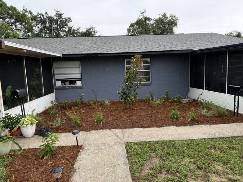 Building Photo - 421 E Sessoms Ave