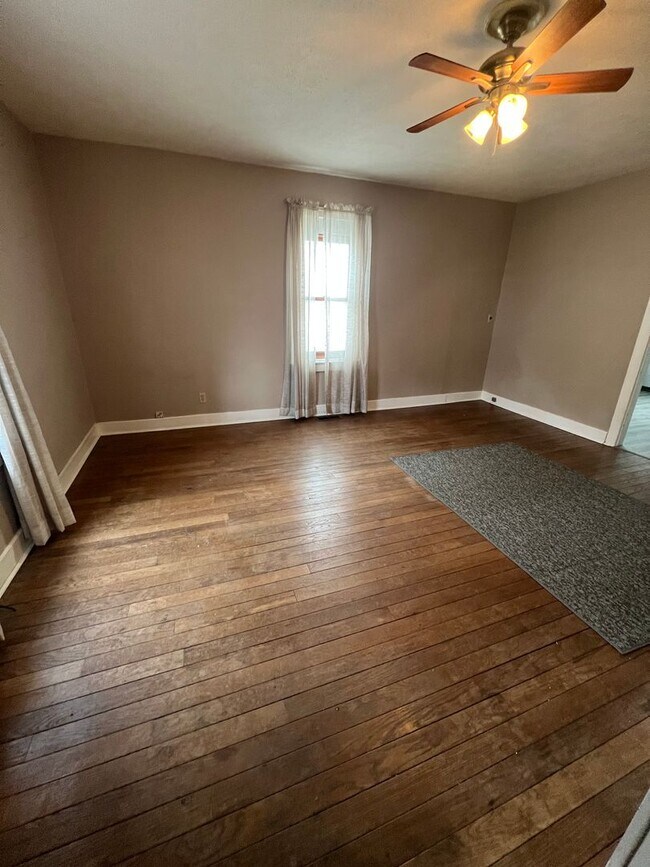 Building Photo - 1224 N Rutledge St