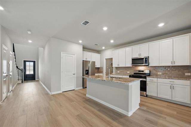 Building Photo - 515 Ezra Ln