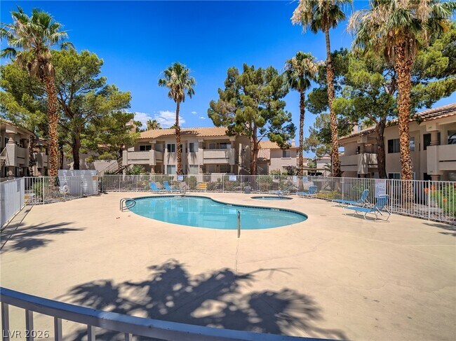 Building Photo - 912 Boulder Springs Dr
