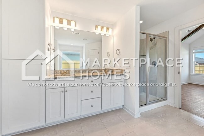 Building Photo - 561 N Goose Xing