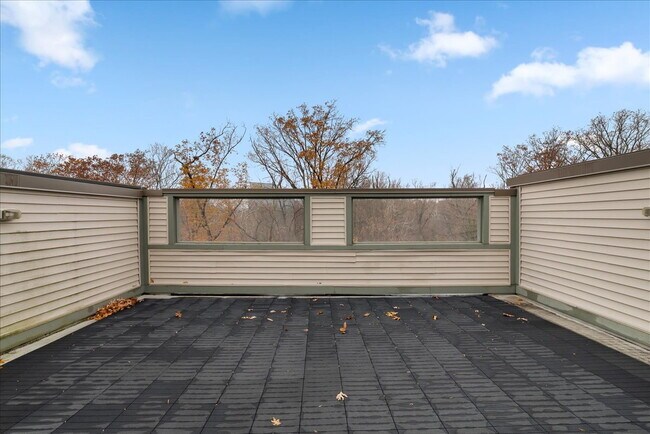 Building Photo - A Glimpse of Serene Living in Chantilly, VA