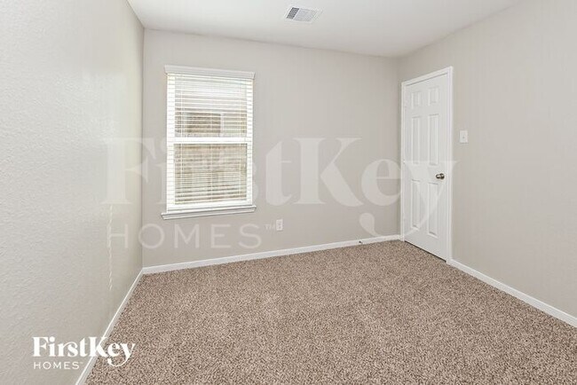 Building Photo - 11314 Huntcrest Ln