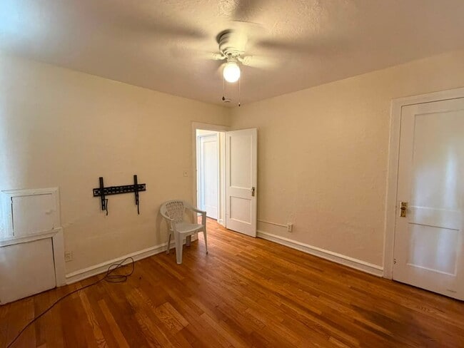 Building Photo - 3697 Hildana Rd