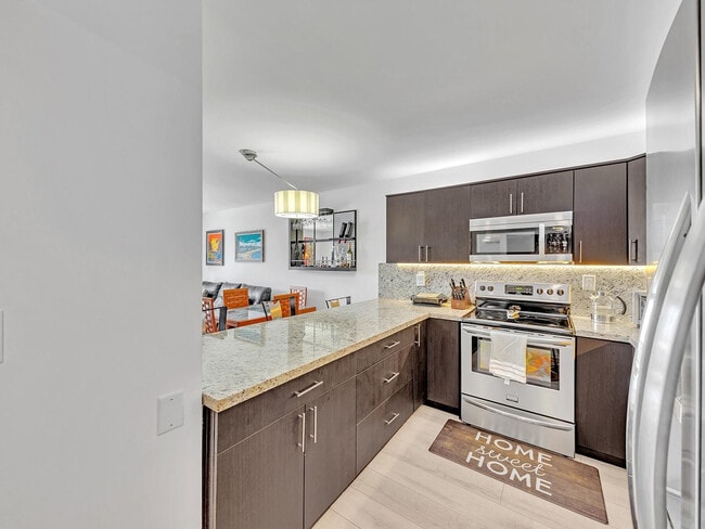 Building Photo - 1421 S Ocean Blvd