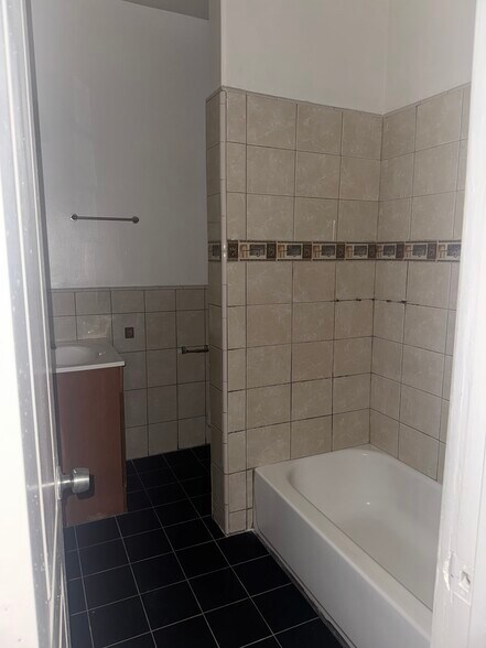 Front Restroom #1 - 14725 Polk St