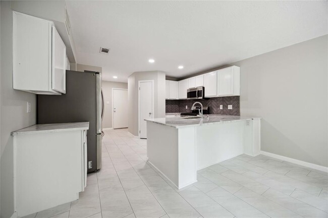 Building Photo - 12215 Cardston Ct