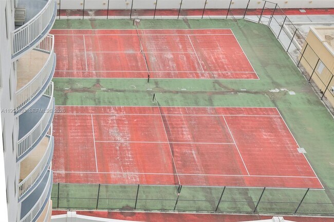 Building Photo - 1755 E Hallandale Beach Blvd