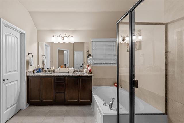 Building Photo - 201 Whitman Dr