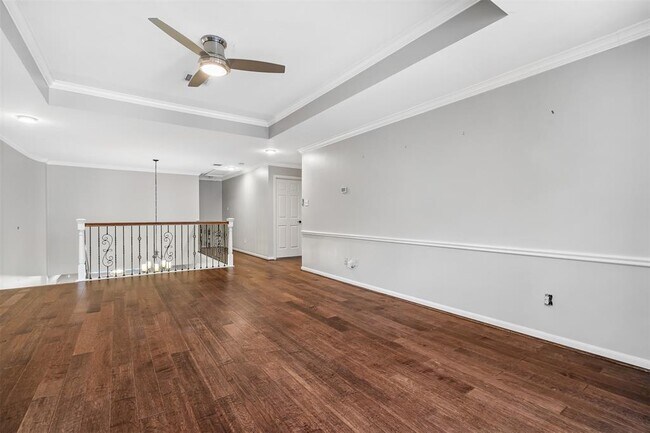 Building Photo - 11 Winrock Pl