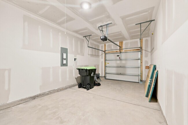 Building Photo - 284 Long Beard Way