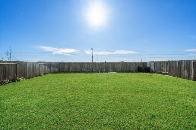 Building Photo - 20342 Green Mountain Dr