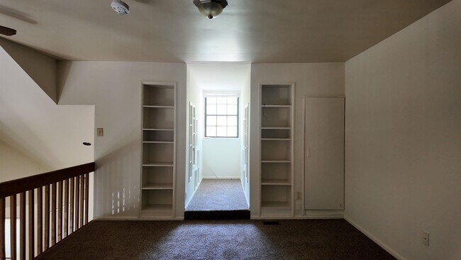 Building Photo - 4502 Yorktown Pl
