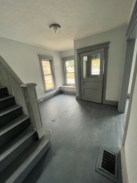 Building Photo - 309 Emerson St
