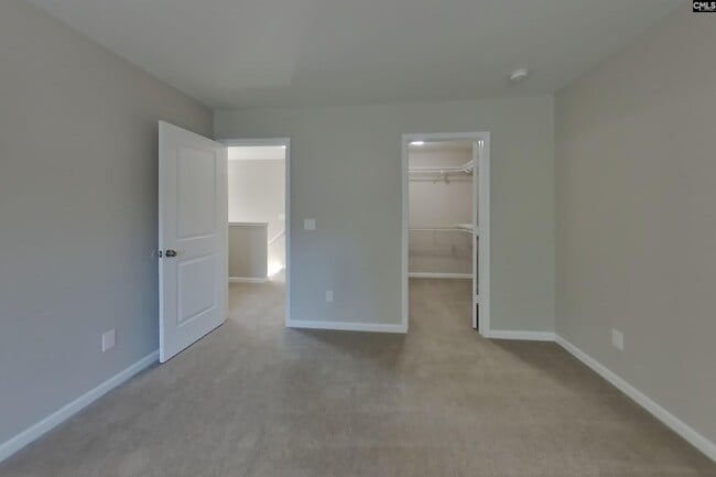 Building Photo - 437 Eastfair Dr