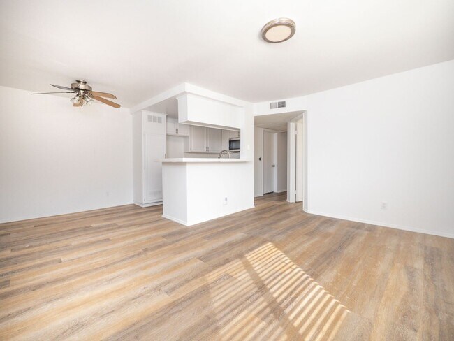 Interior Photo - 5308 Denny Ave