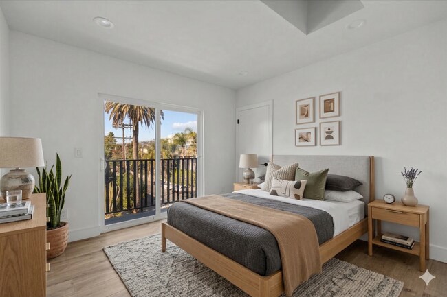 Building Photo - 860 N Hudson Ave