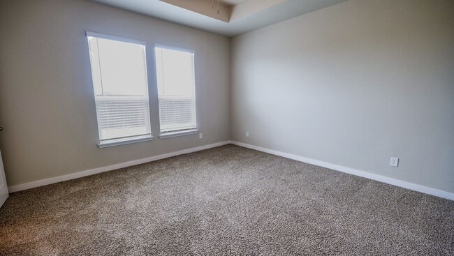 Building Photo - Stunning 3x2 Luxury Duplex in Buda, TX!