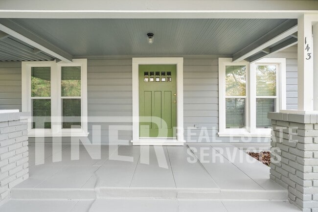 Building Photo - 143 Earl Ave