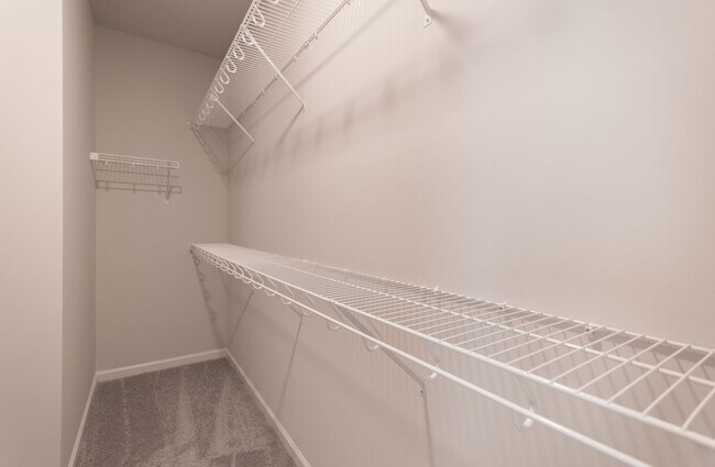 Building Photo - Immaculate, new 3BR/3.5BA townhome in The Maxwell community in Alpharetta GA.