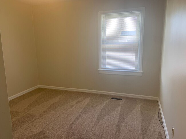Building Photo - Yanceyville/Cone area 3 BR with carports