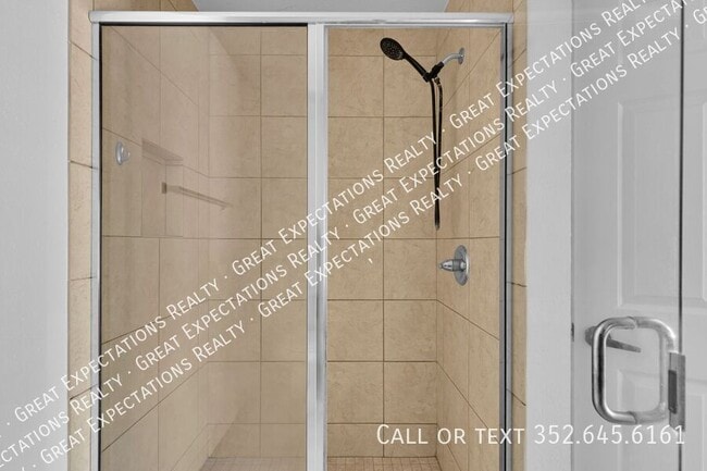 Building Photo - 10583 SE 67 Ct